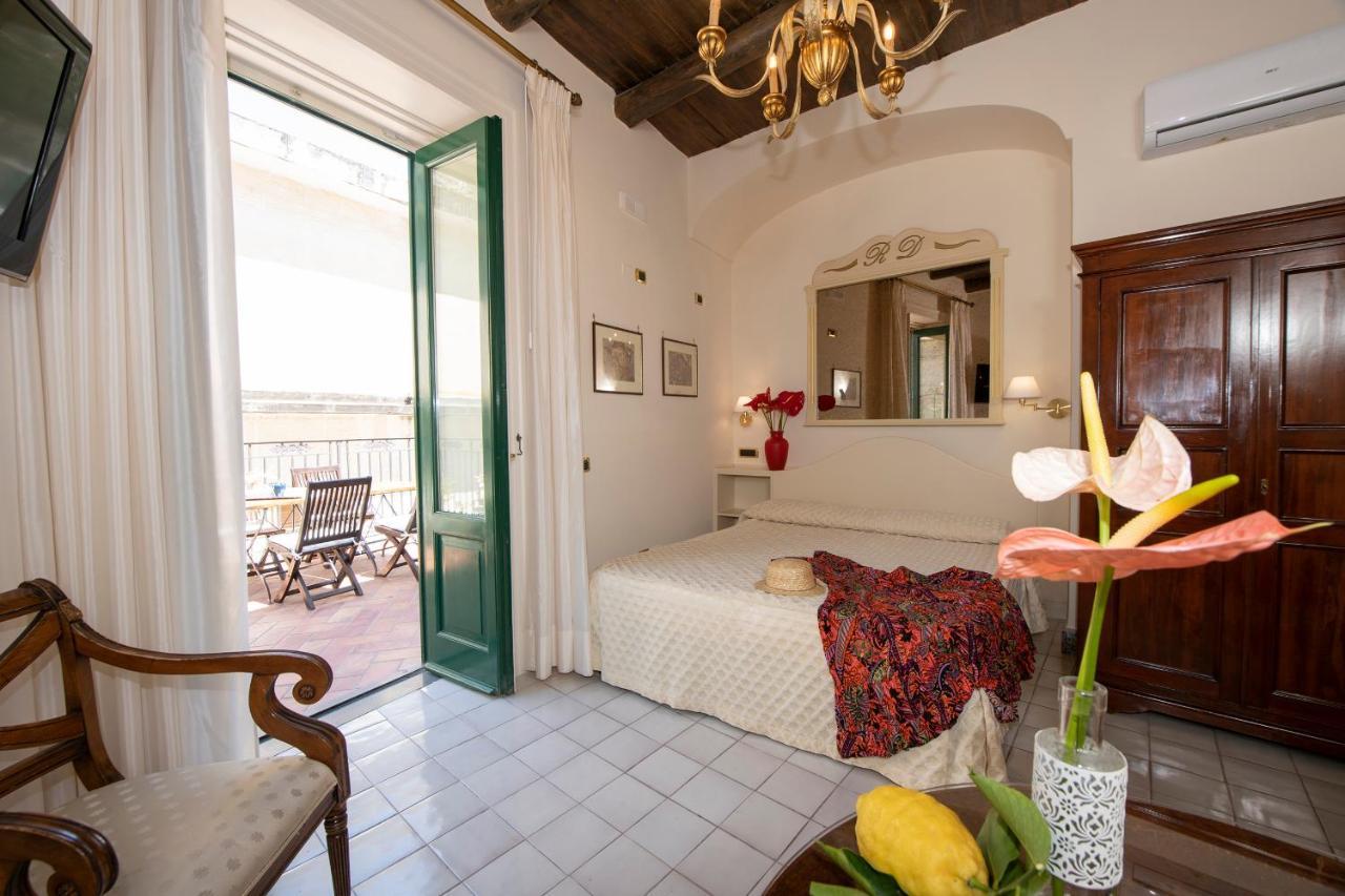 Amalfi Old Square Room & Apartments Exteriér fotografie