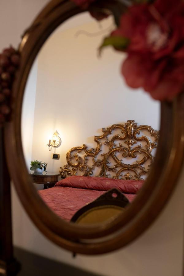 Amalfi Old Square Room & Apartments Exteriér fotografie